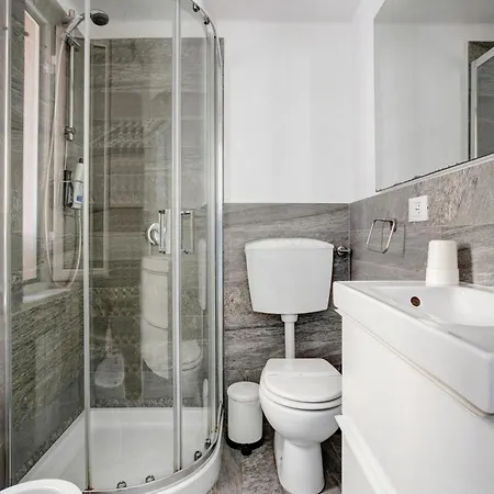 Guest house Ginestra 3*