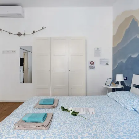 Ginestra Affittacamere La Spezia